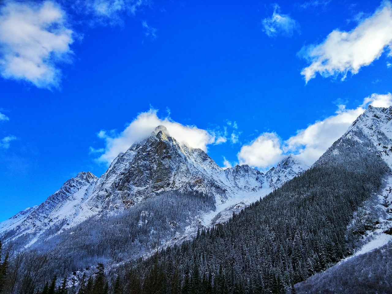 Image - mountain pass snow scenic outdoor