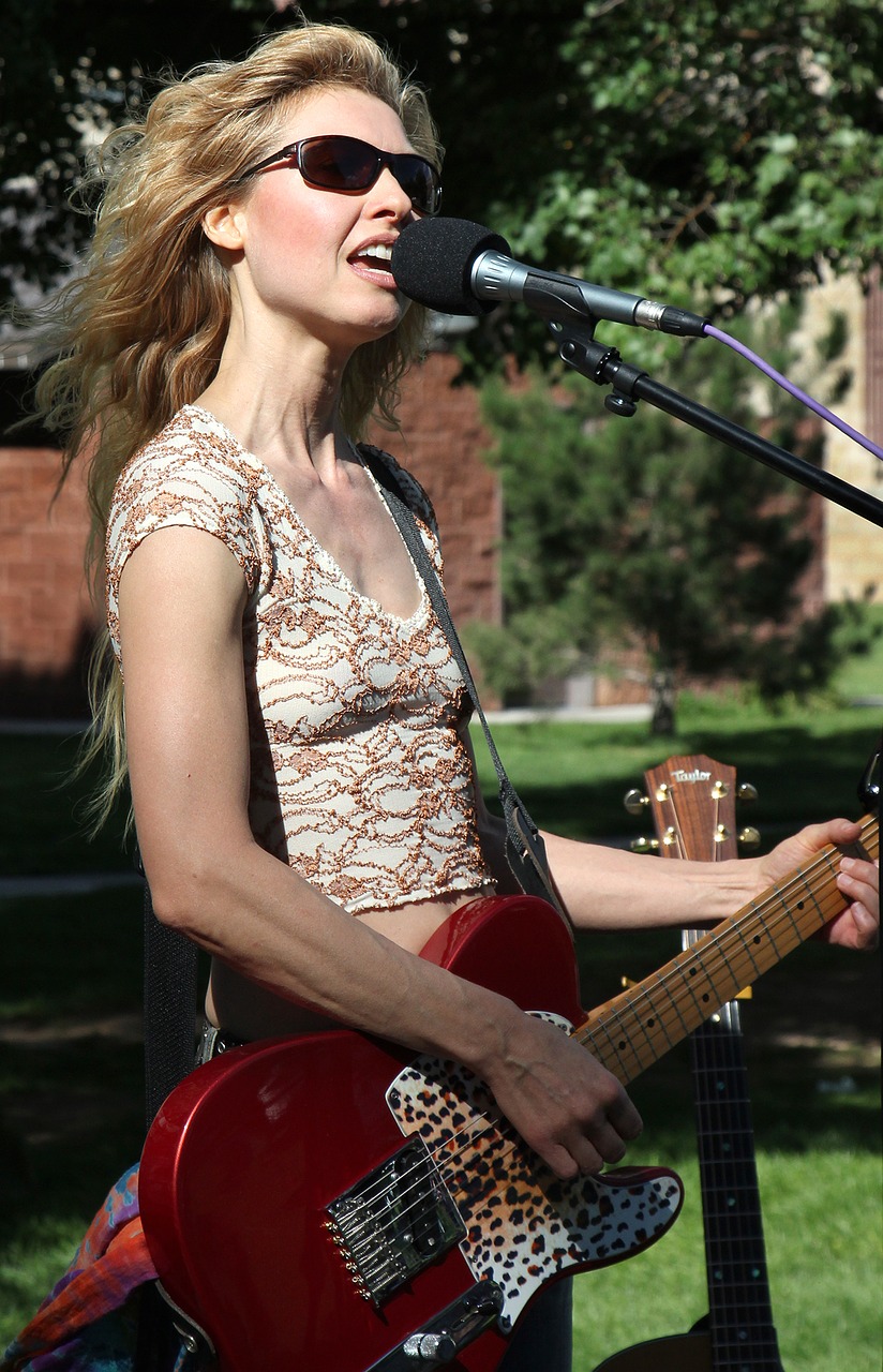 Image - woman musician female instrument