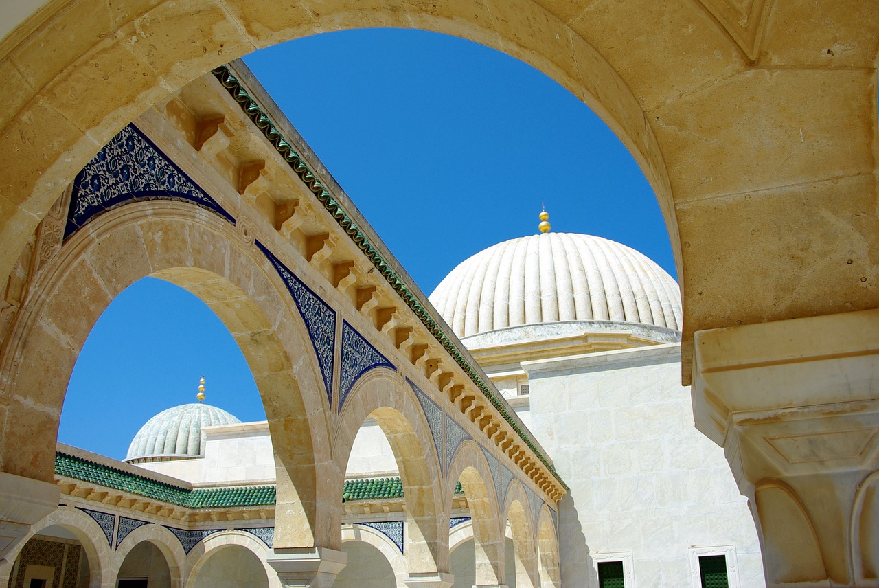 Image - tunisia monastir arcades dome