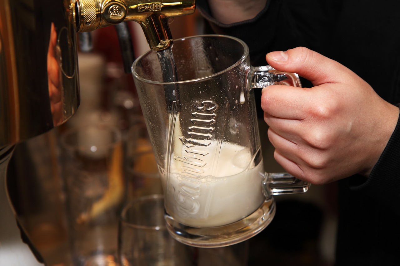 Image - alcohol bar beer beverage booze
