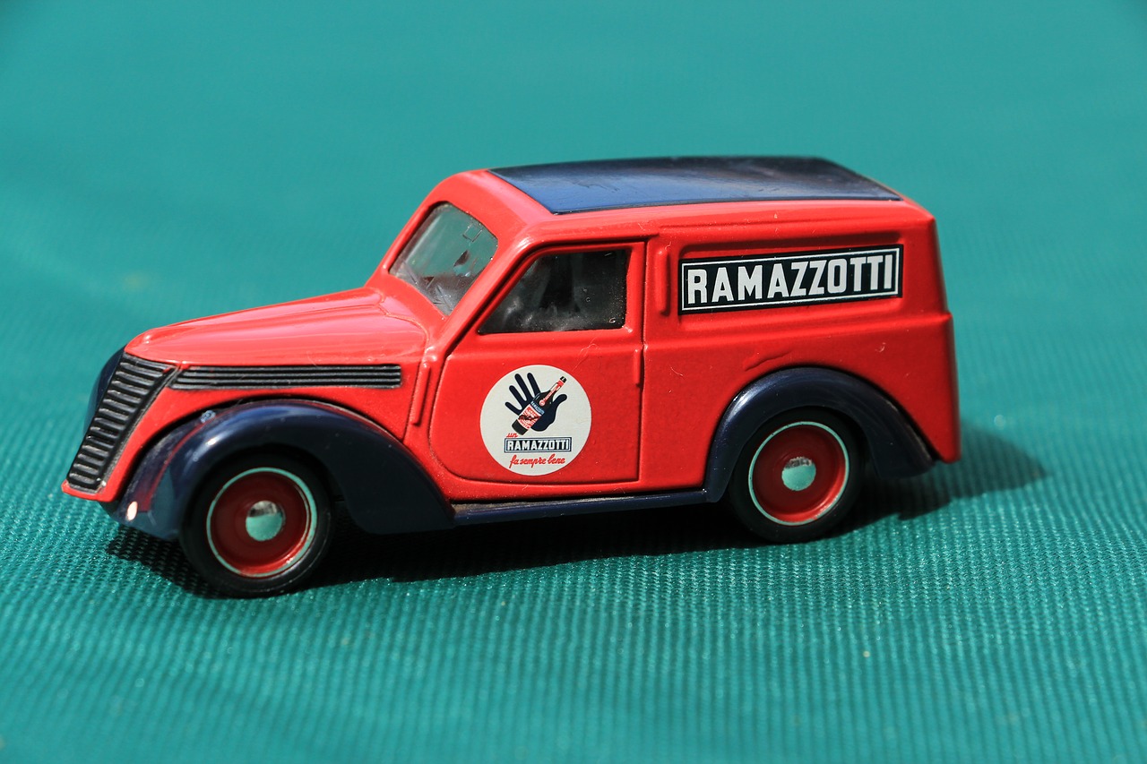 Image - miniature ramazzotti vans red car