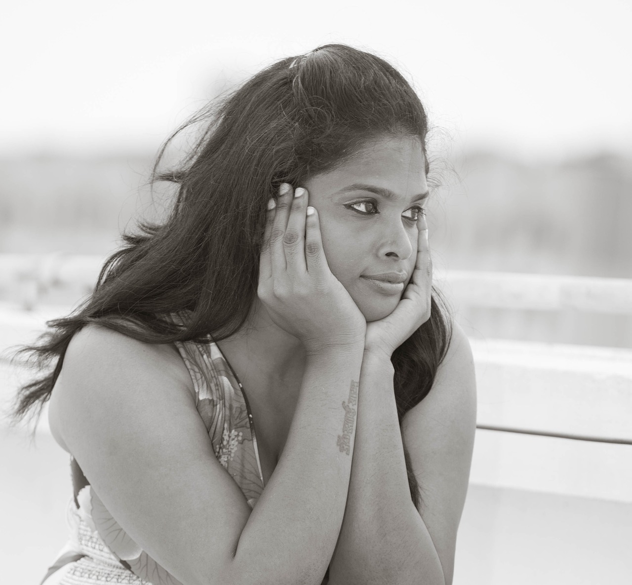 Image - woman broken heart girl face sad