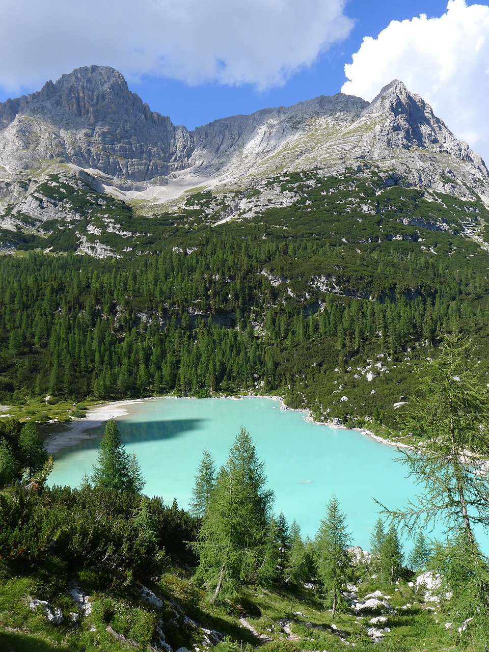 Image - bergsee sorapis lake   south tyrol