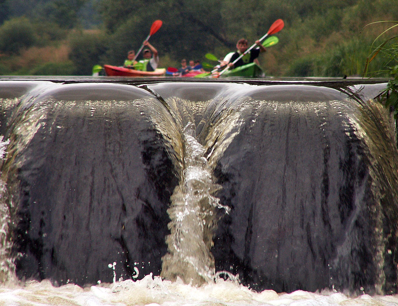 Image - waterfall i with kayaks rafting