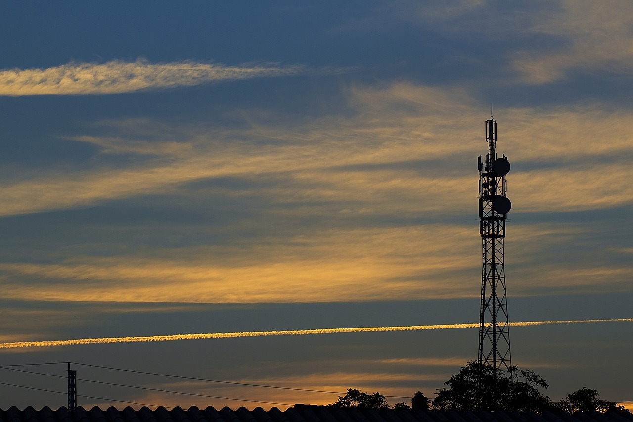 Image - sunset mast television mast