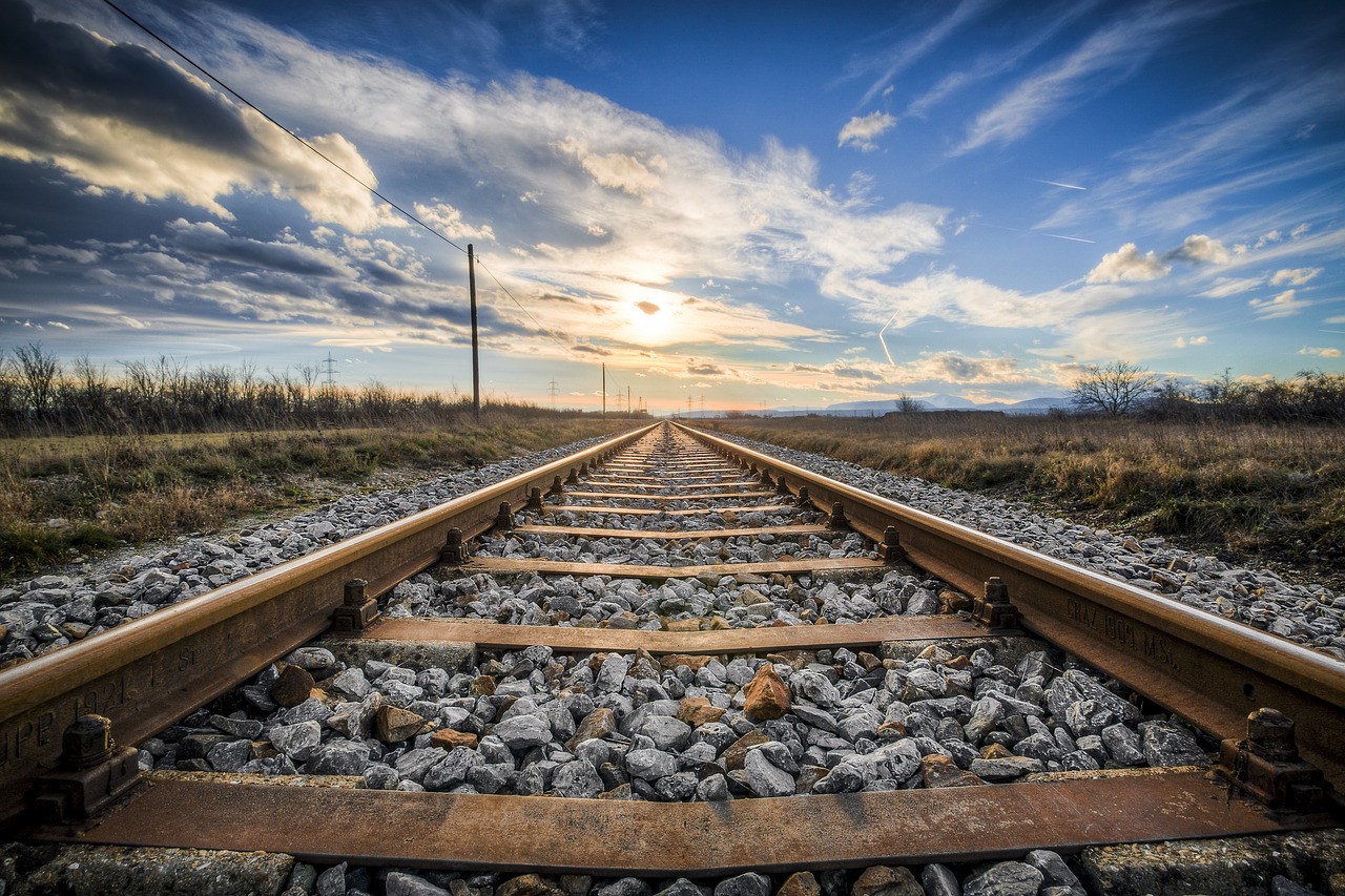 Image - gleise old railroad tracks seemed