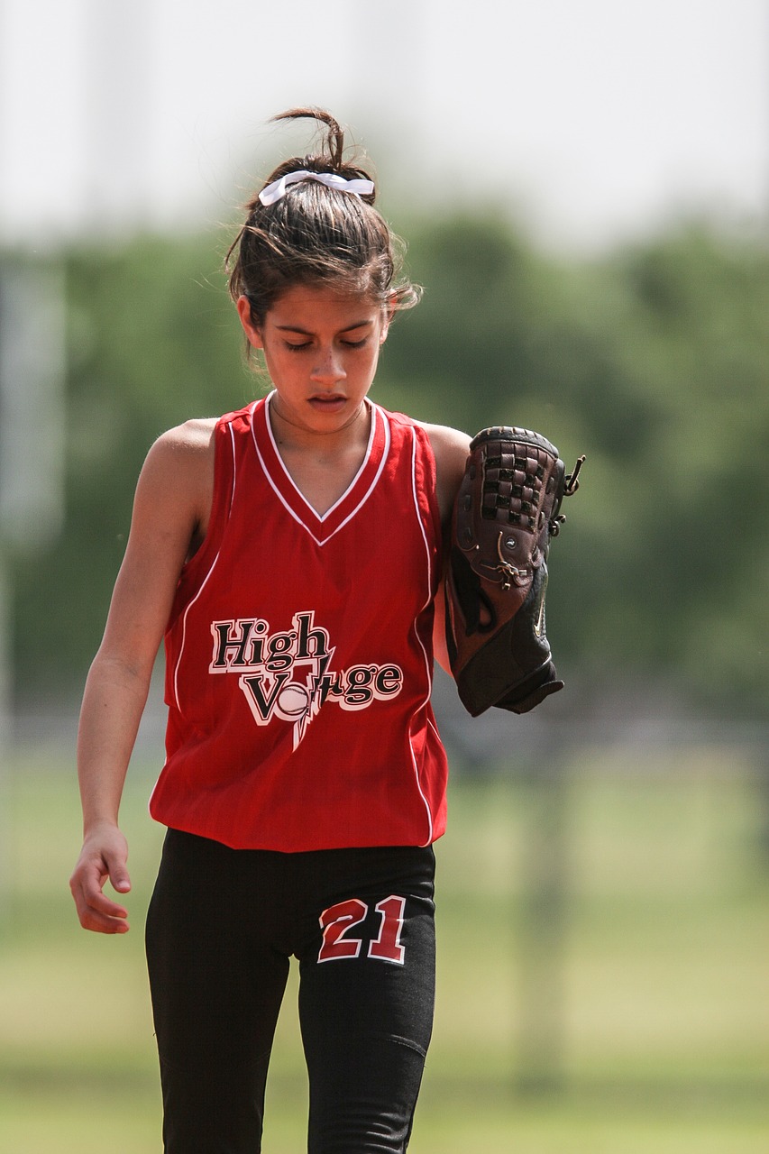 Image - softball player female glove