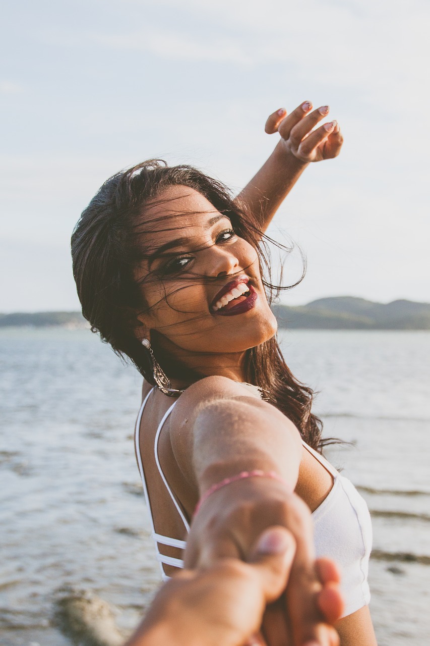 Image - girl woman happy beach female