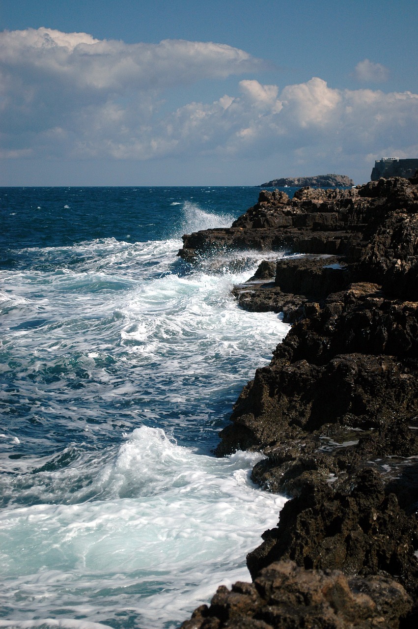 Image - sea bari italy foam surf wave