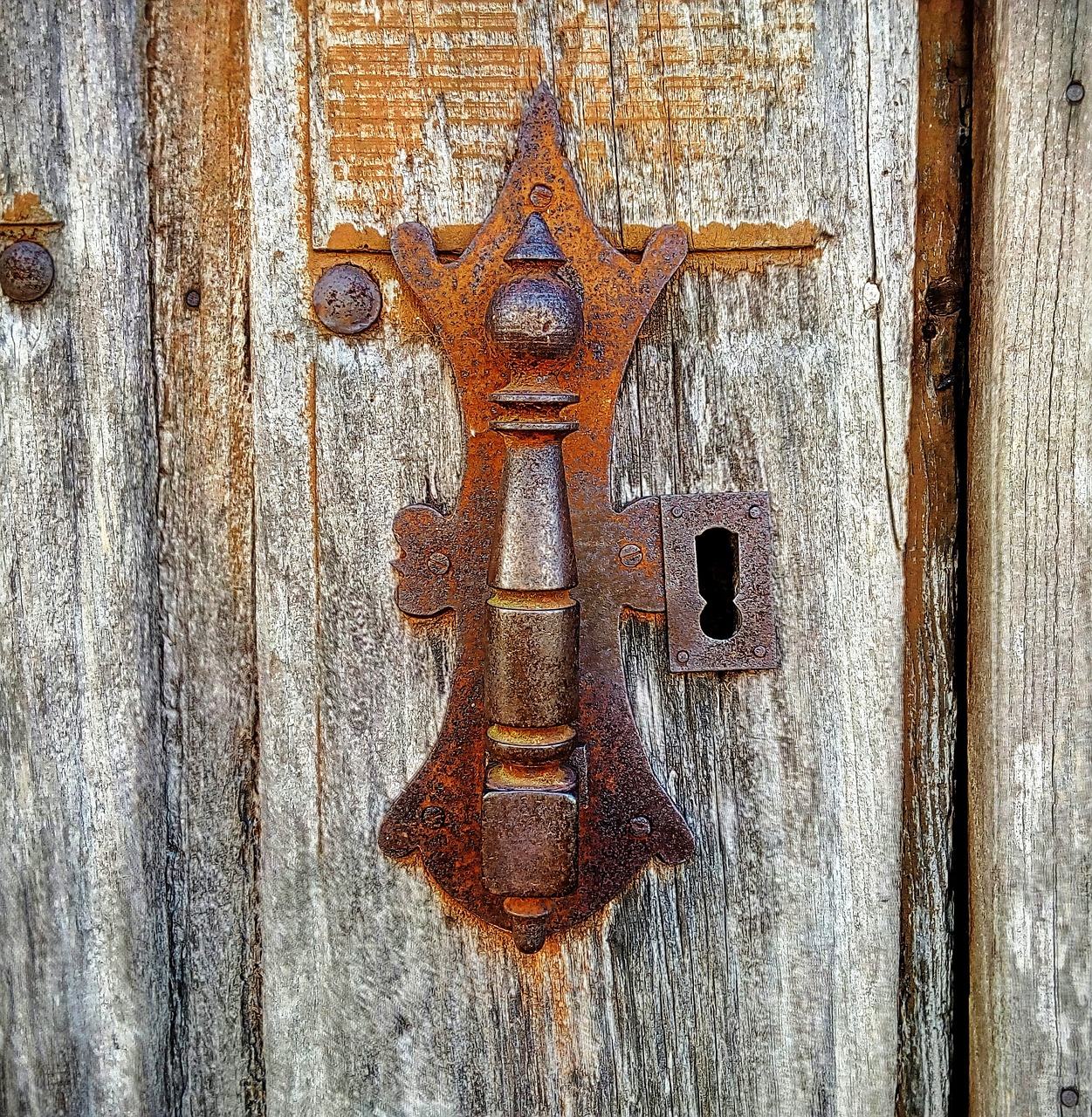 Image - door door knocker lock