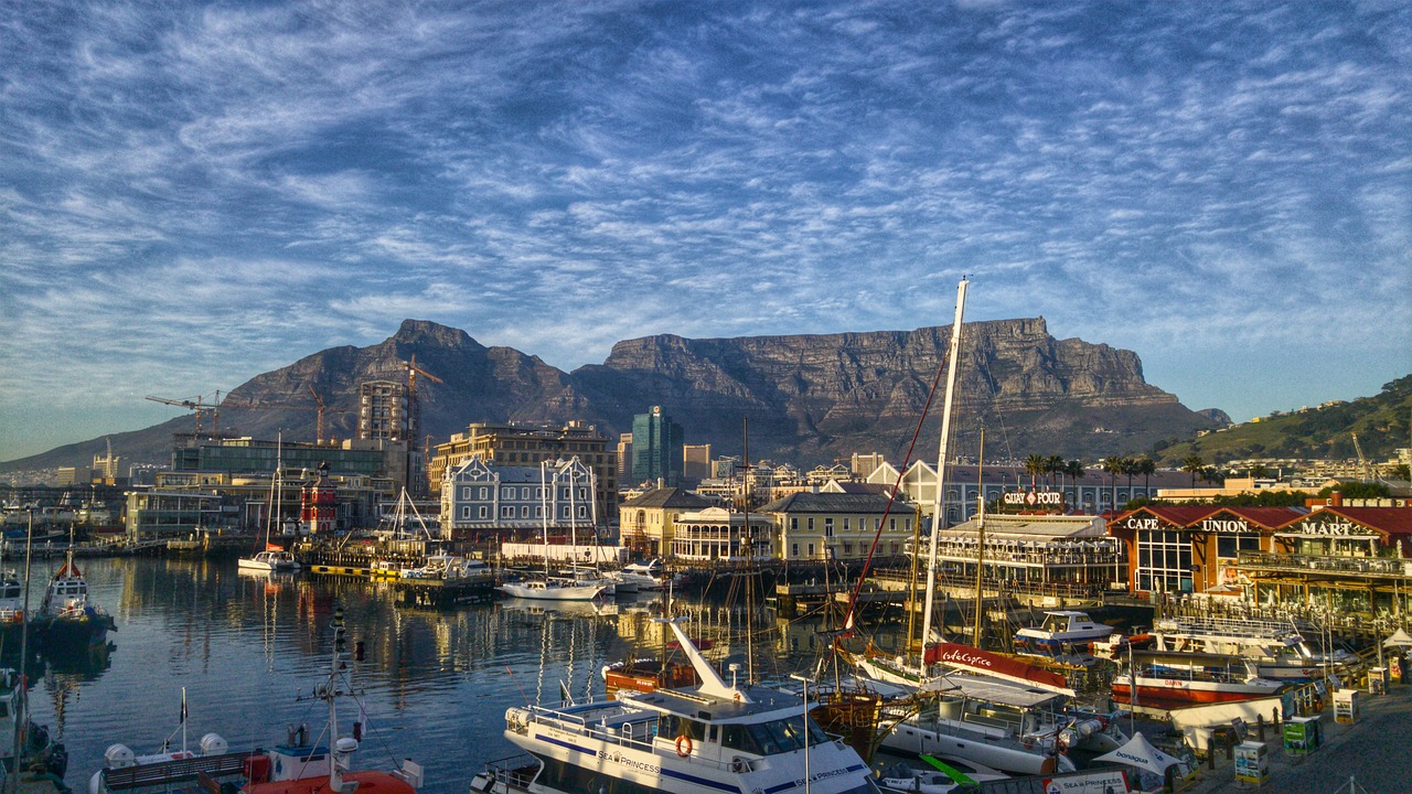 Image - cape town table mountain waterfront