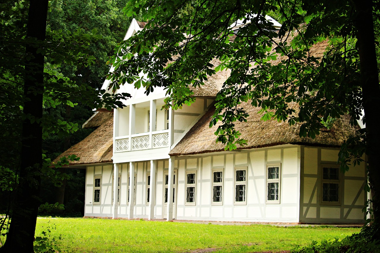 Image - home swiss house truss