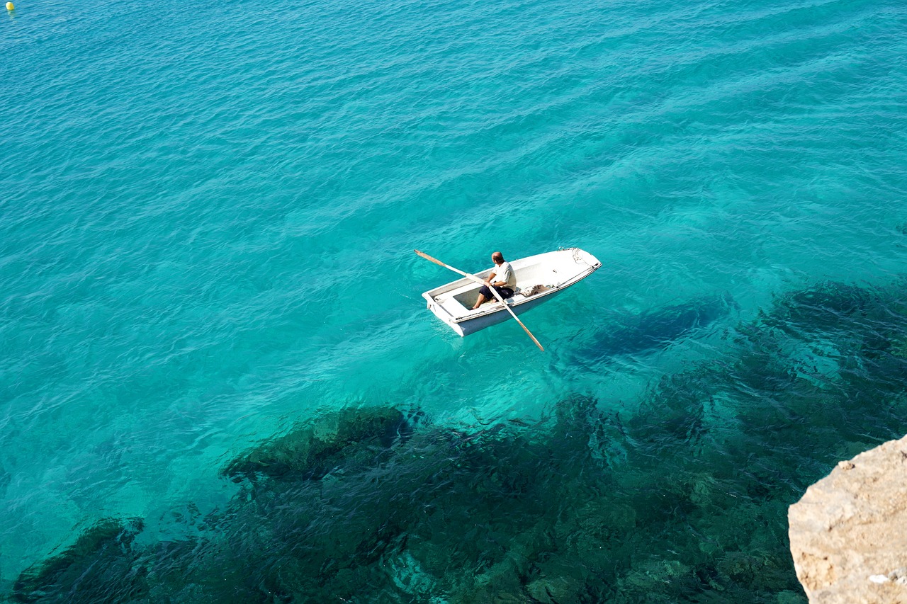 Image - sea water fisherman boat turquoise