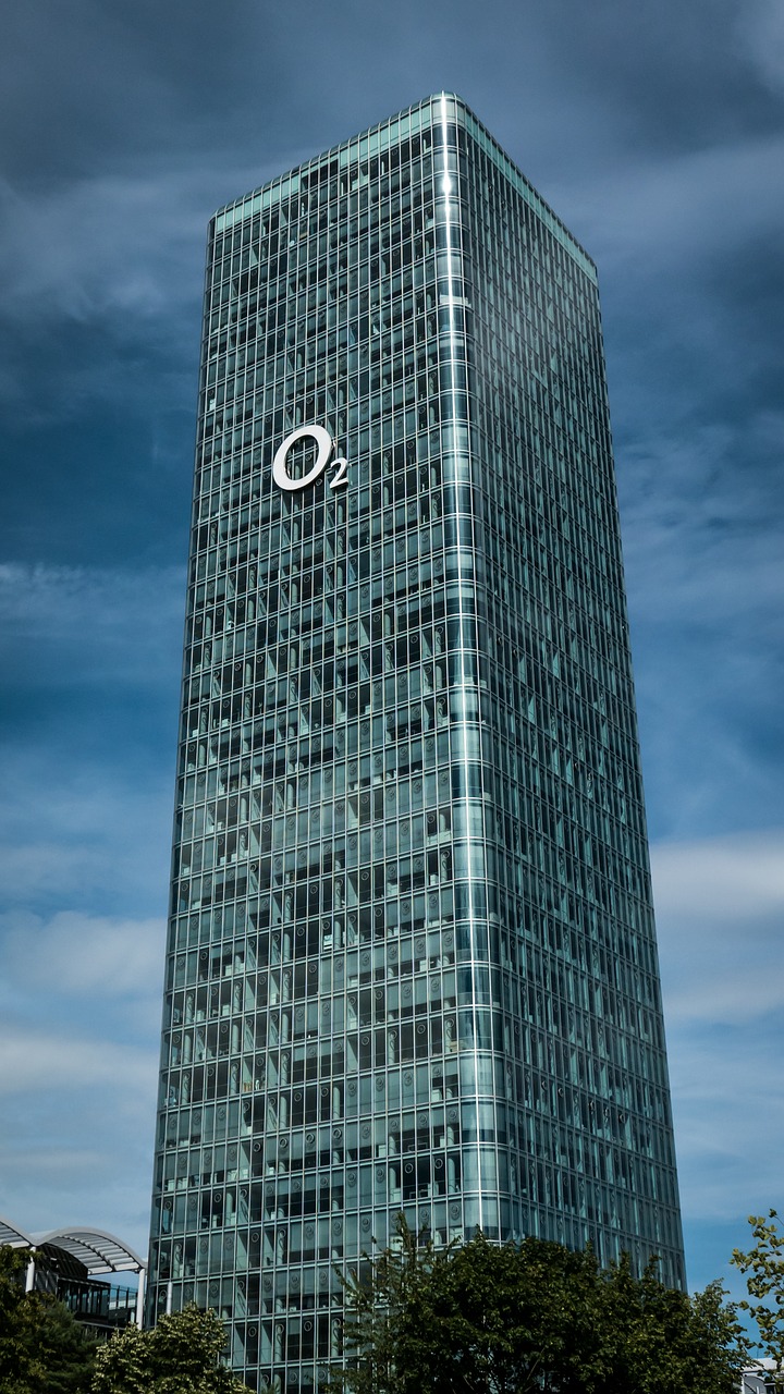 Image - hochhaus uptown münchen o2 tower