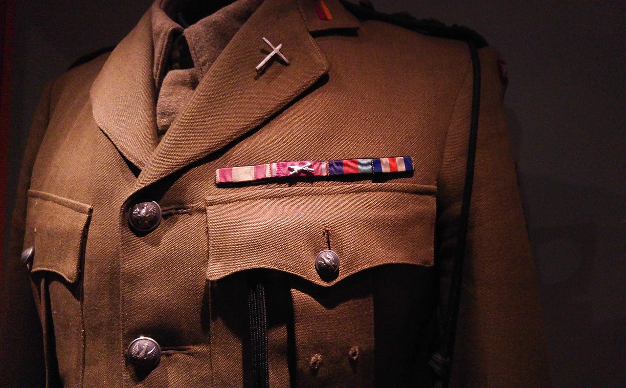 Image - military decorations medal uniform