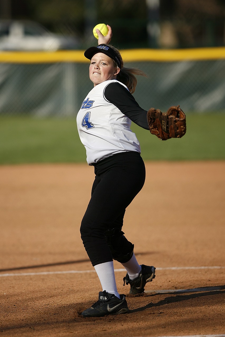 Image - softball pitcher female action