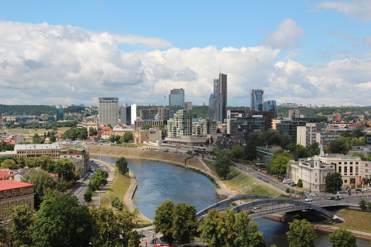 Image - vilnius overview river