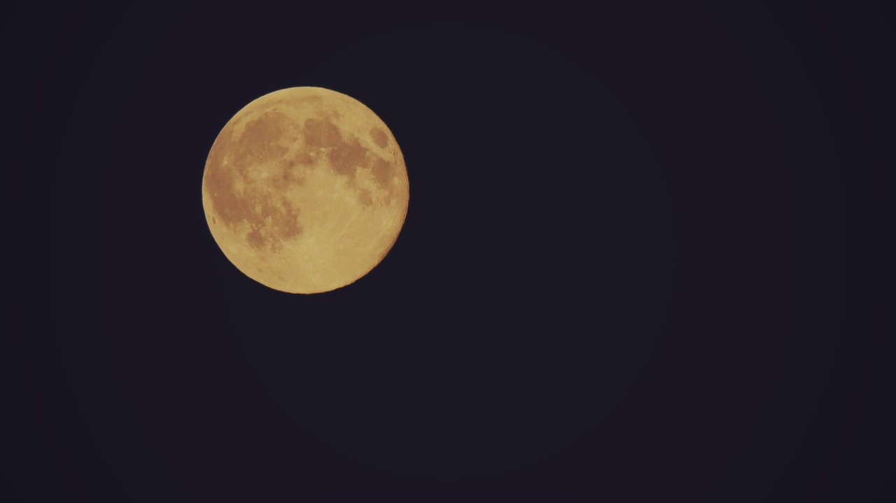 Image - moon full moon orange moon