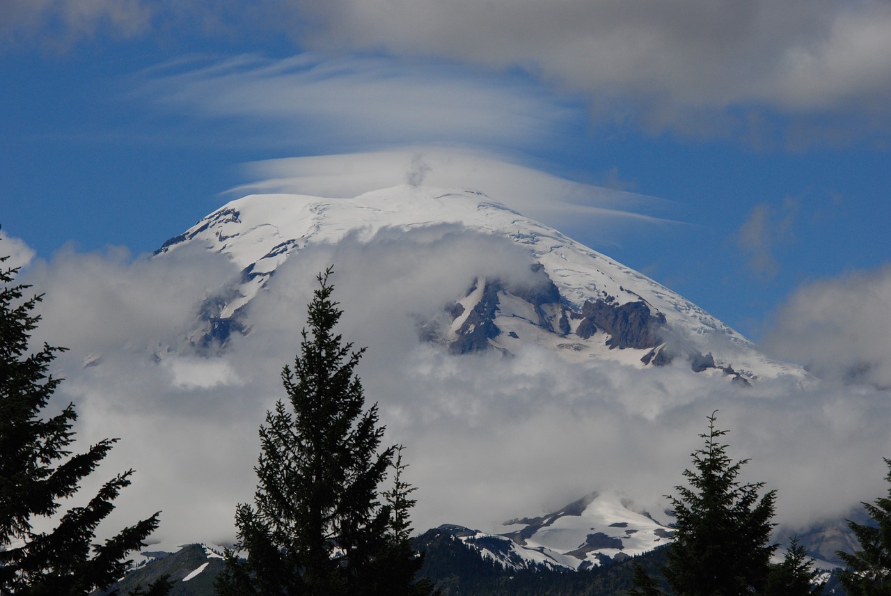 Image - mountain snow eternal cloud mist