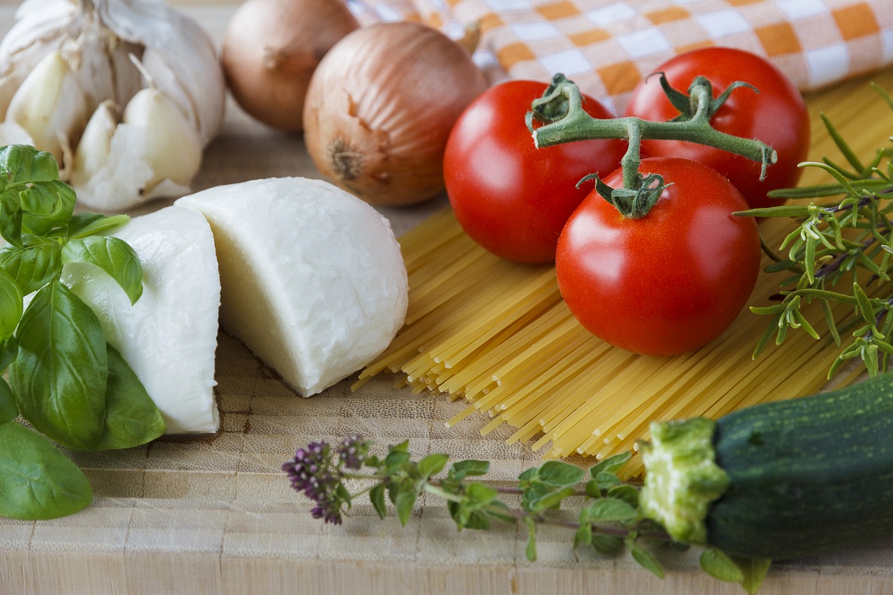 Image - mozzarella tomatoes herbs italian