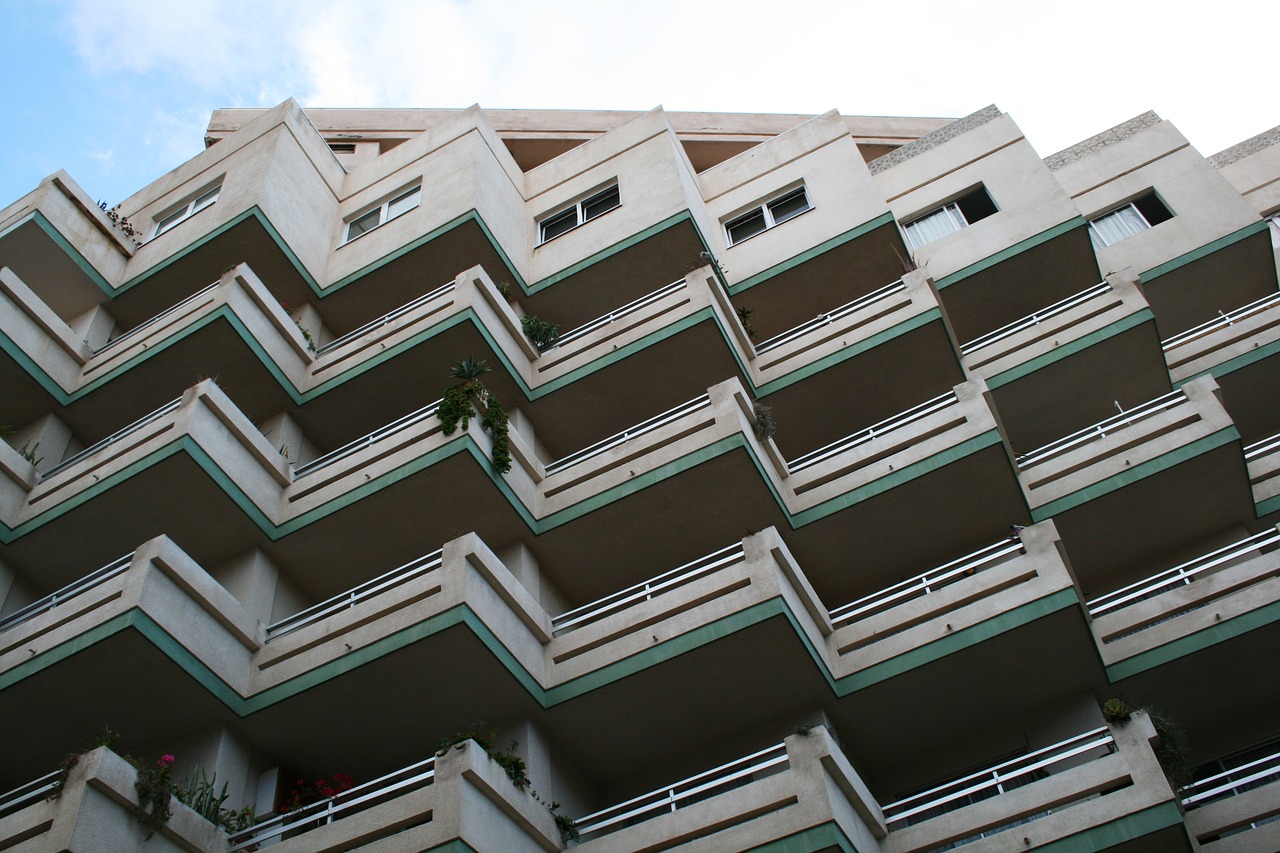 Image - tenerife skyscraper balcony