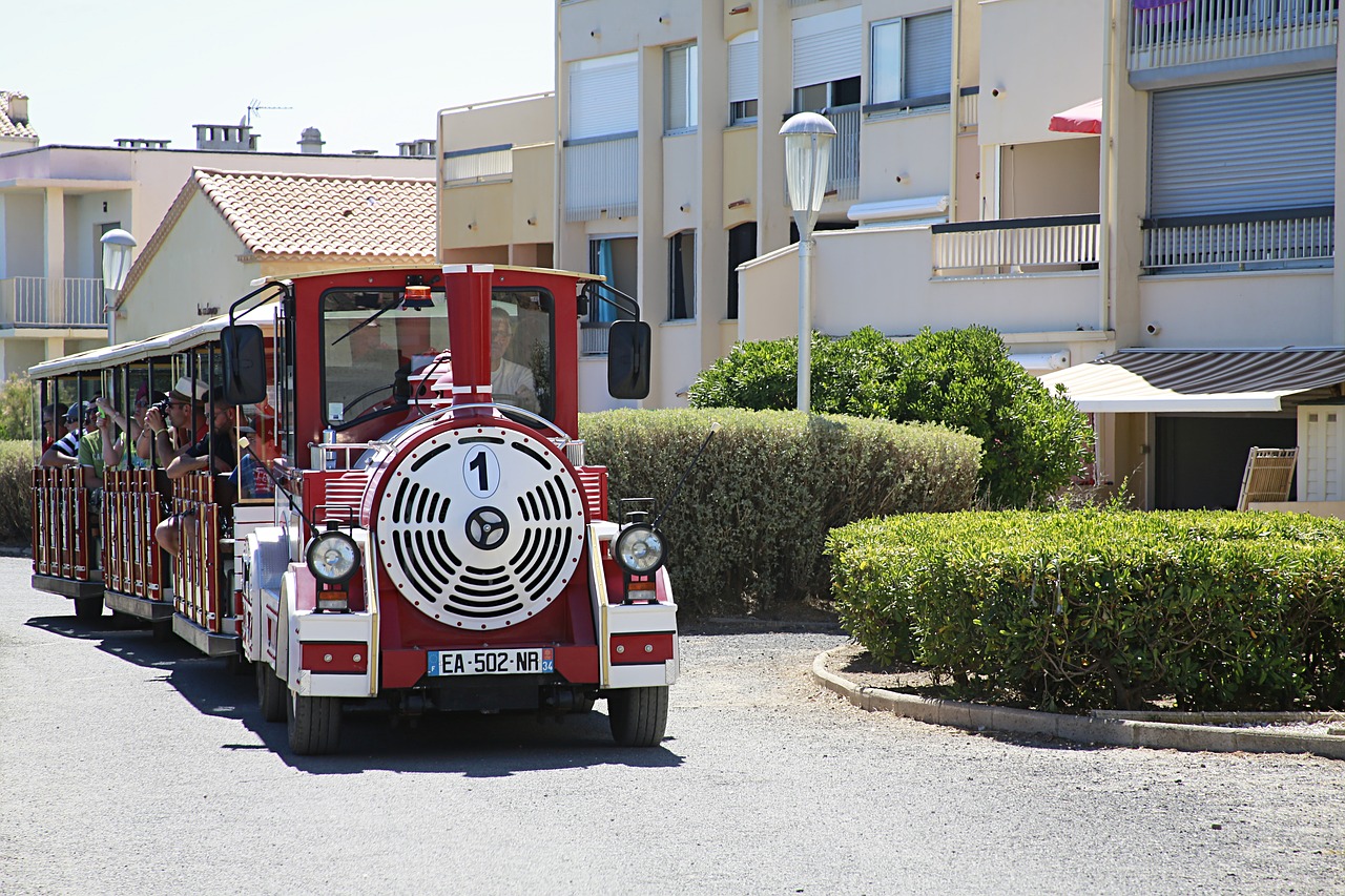 Image - little train holiday travelers red