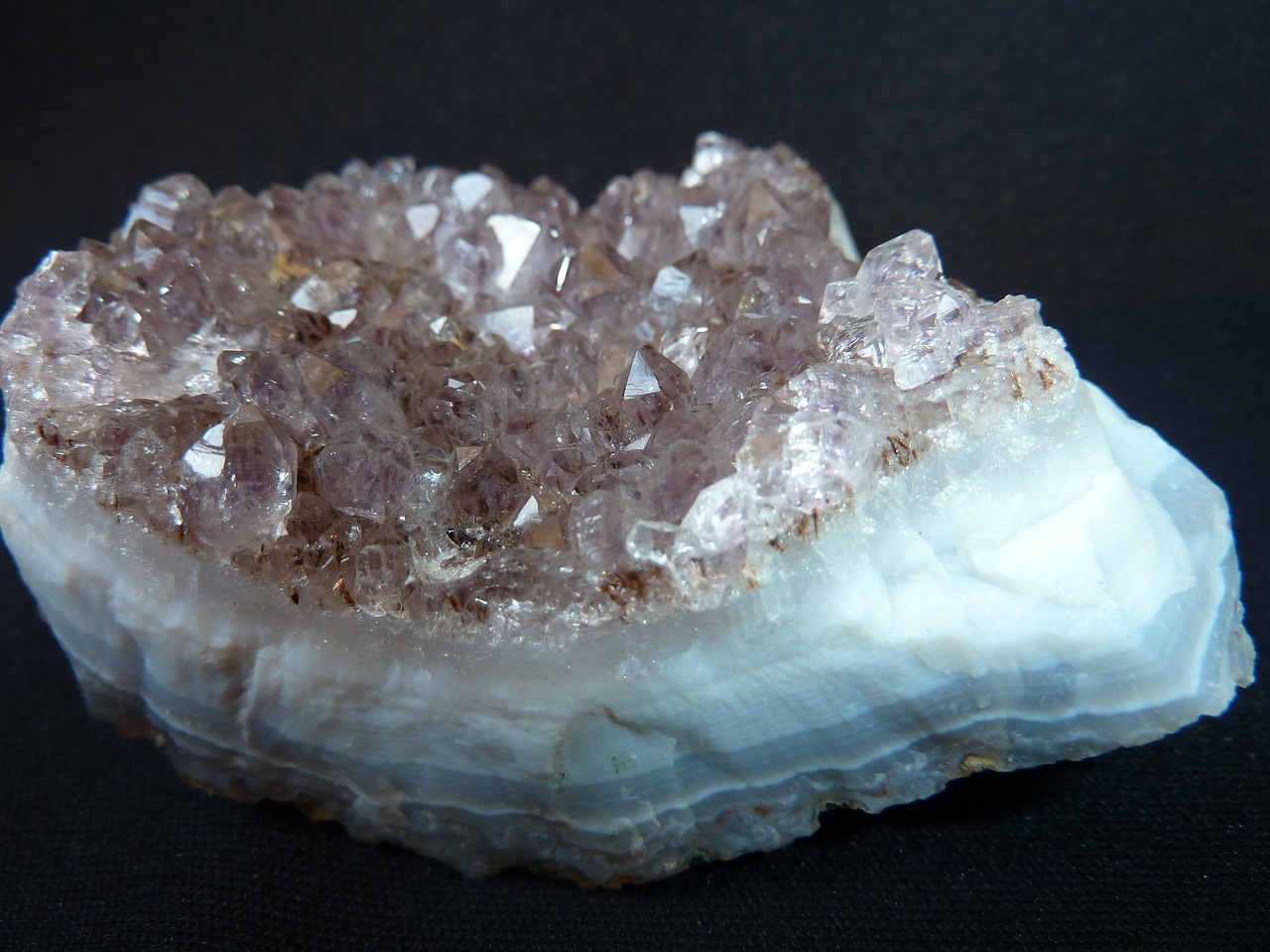 Image - amethyst agate violet crystal cave