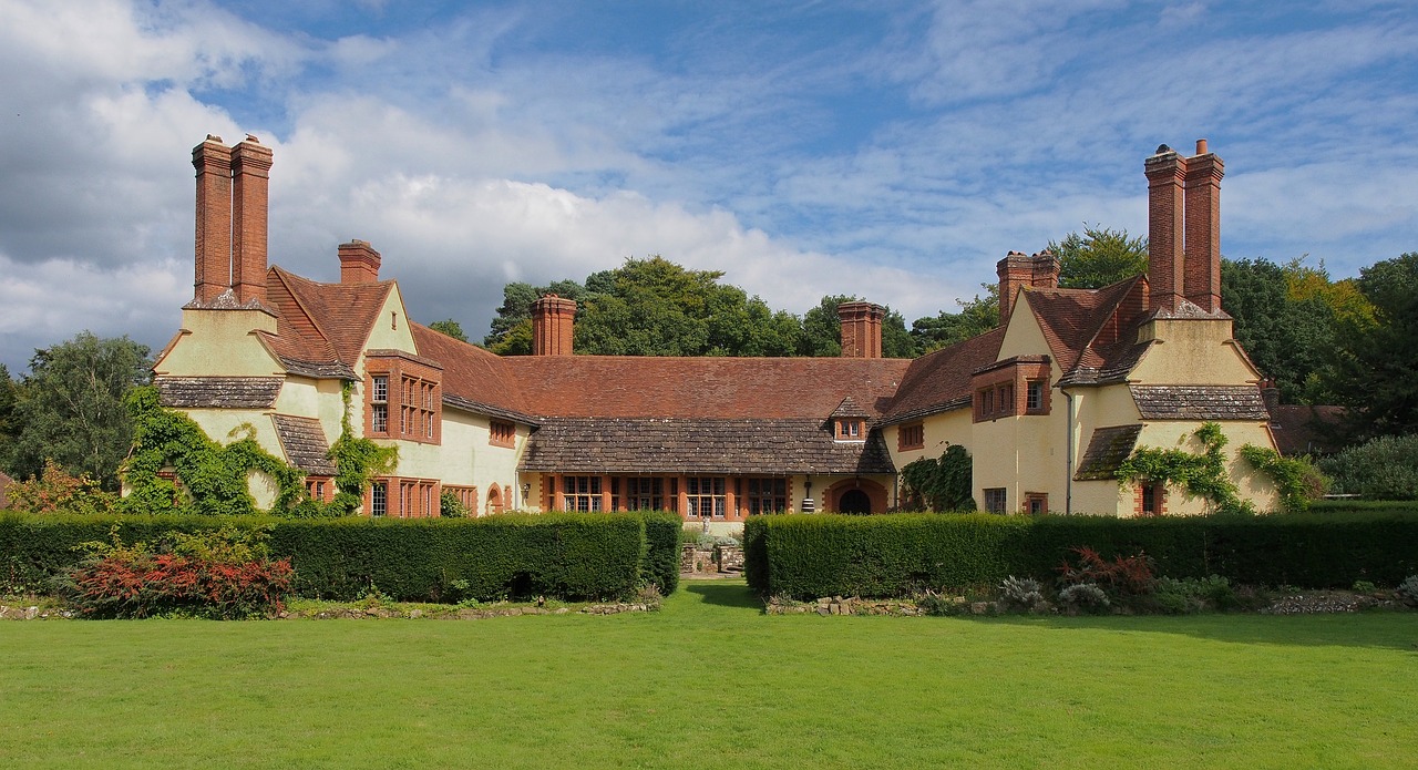 Image - goddards country house house home