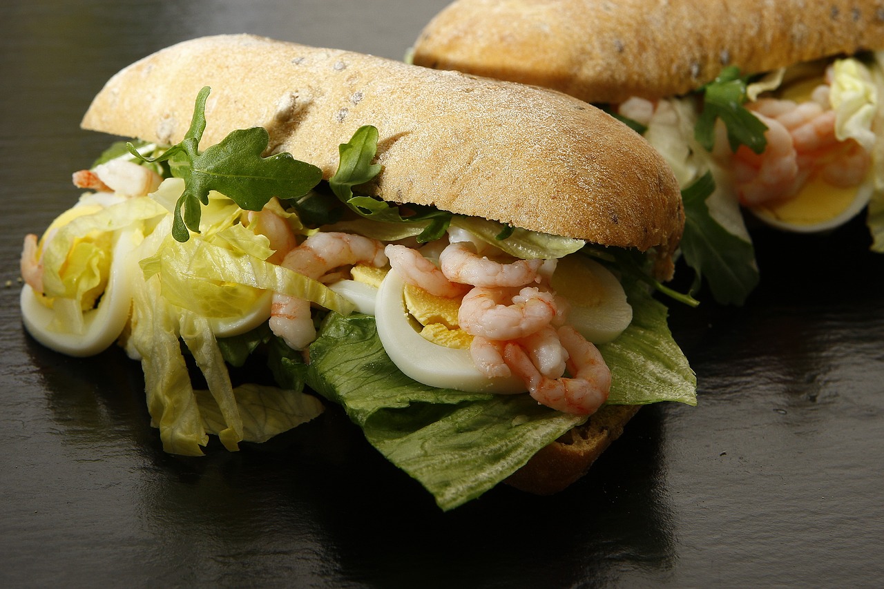 Image - sandwich eggs prawns salad rocket