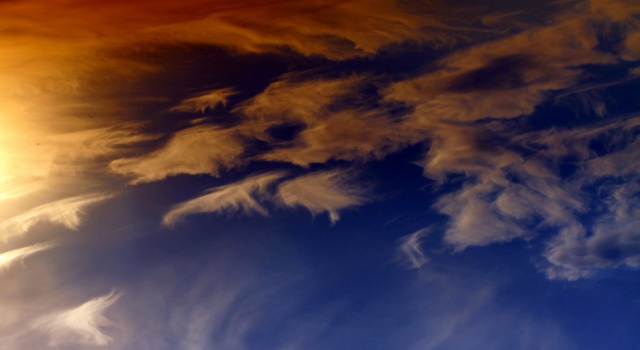 Image - sky cloud forms red coloring