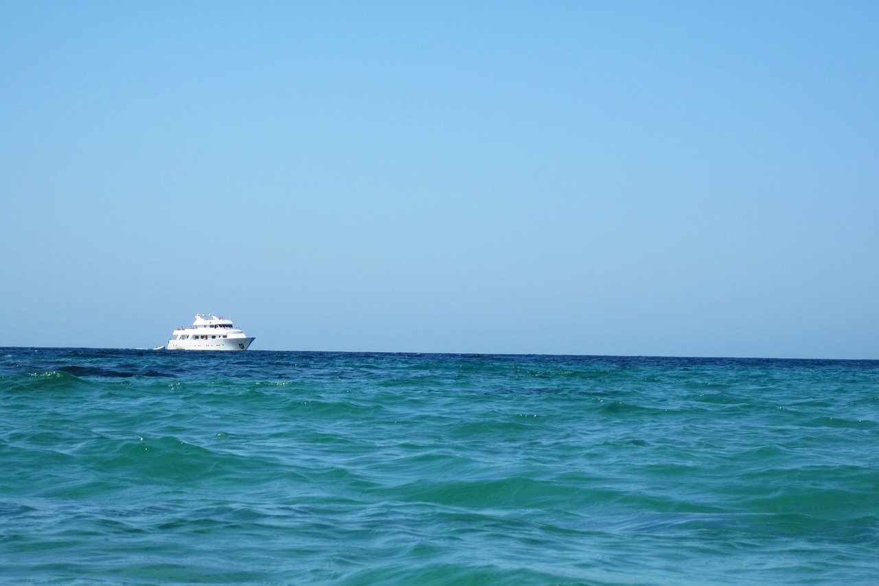 Image - blue boat cruise horizon journey