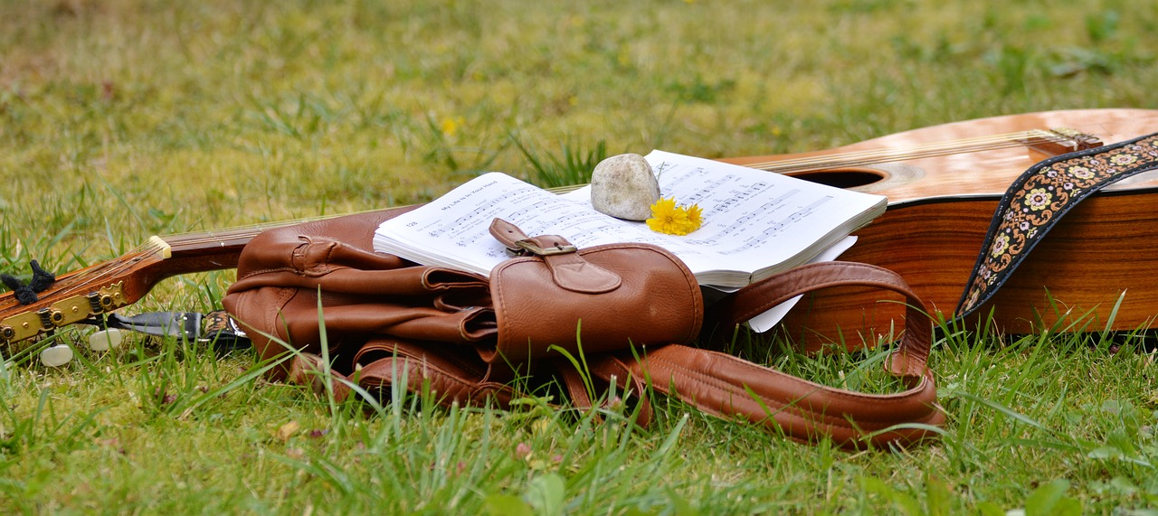 Image - guitar backpack leisure song book