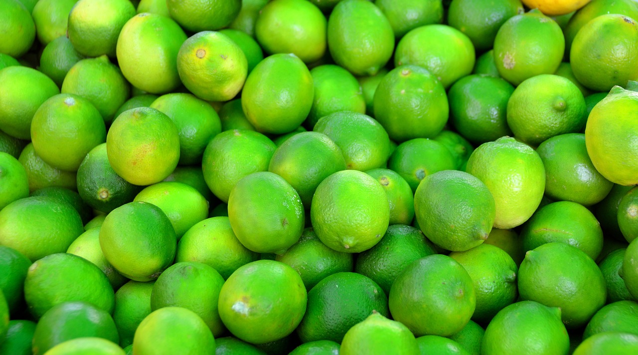 Image - green limes fruit for sale