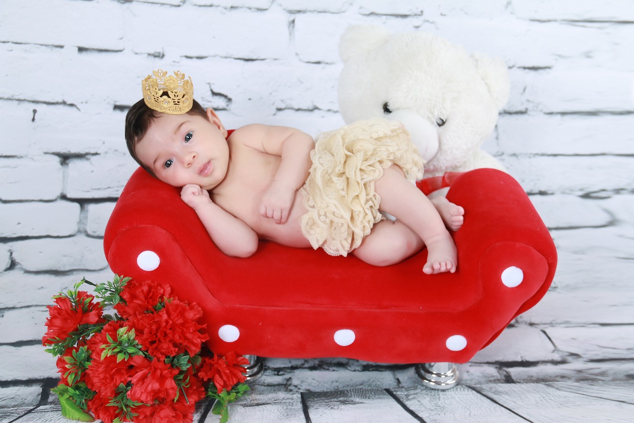 Image - tenderness couch pose newborn baby