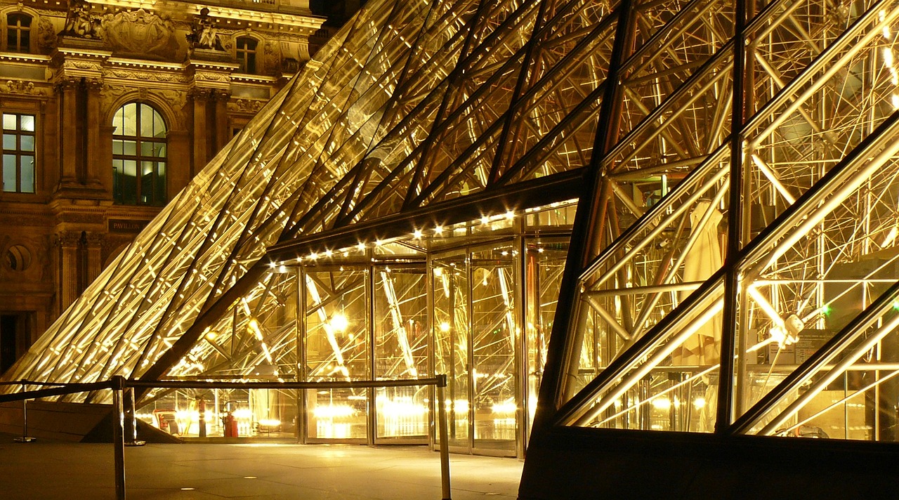 Image - paris louvre france museum
