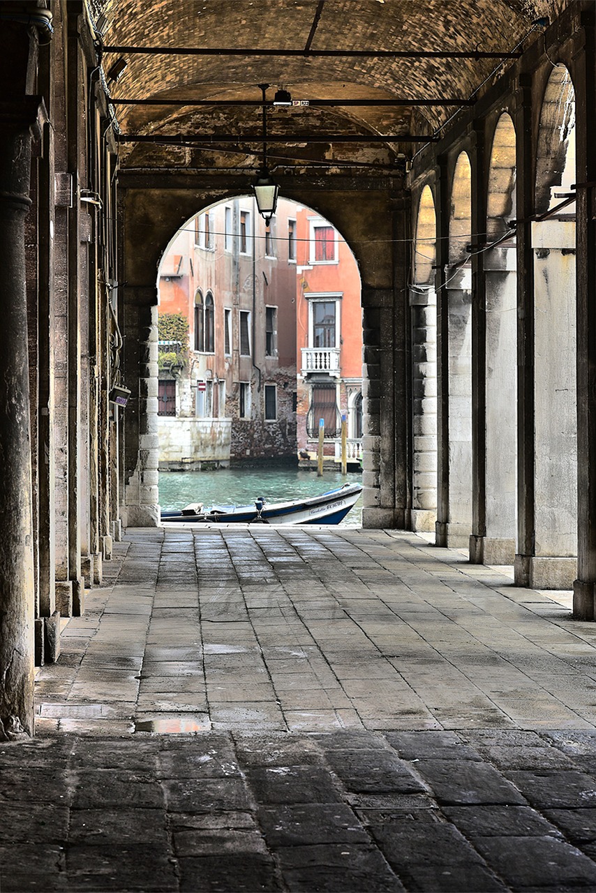 Image - venice gang arcades water