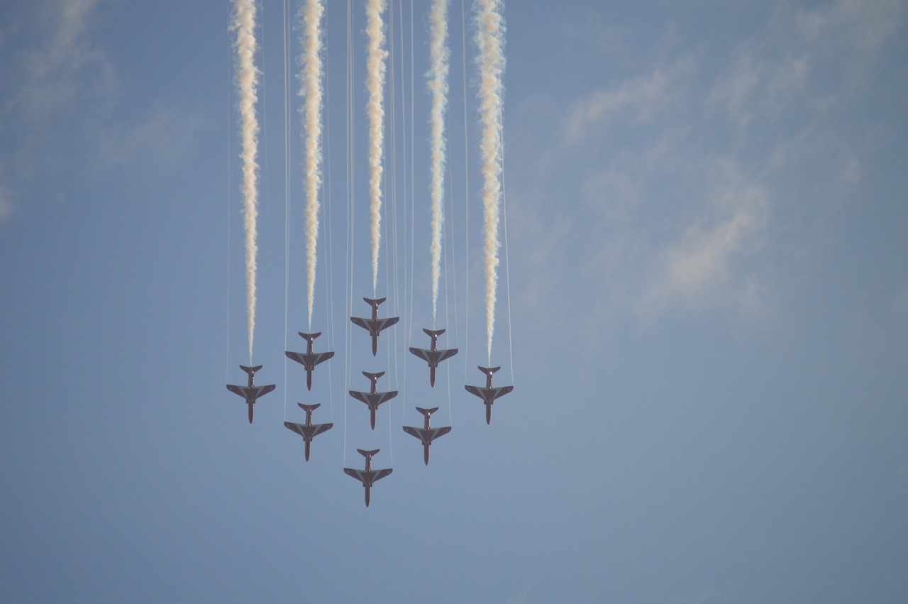 Image - red arrows smoke trails jet speed