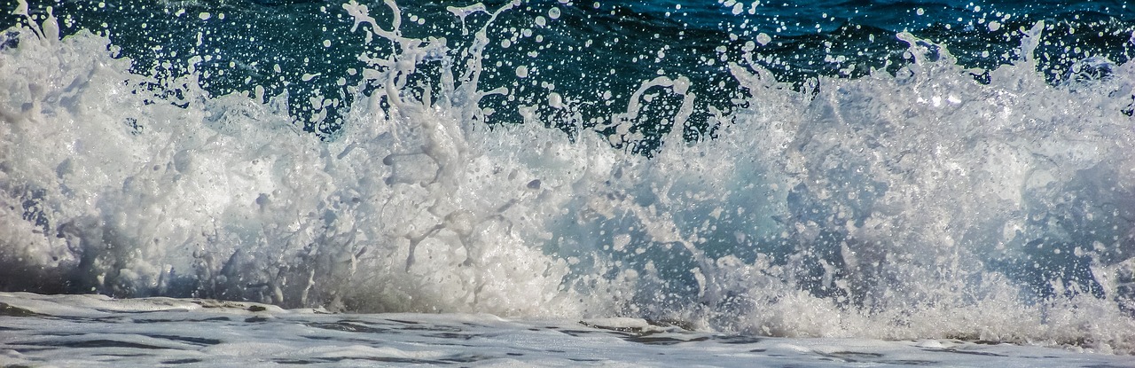 Image - wave smashing sea beach nature