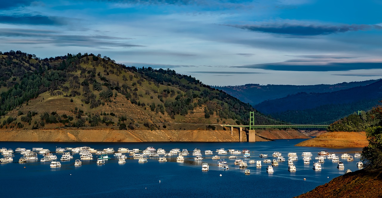 Image - lake oroville california ships