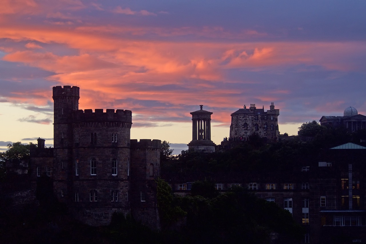 Image - dugald stewart monument calton hill