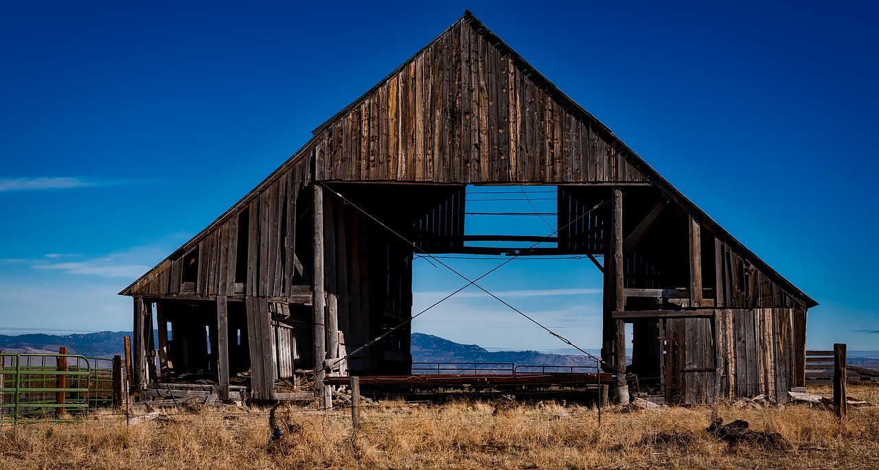 Image - barn old weathered wooden country