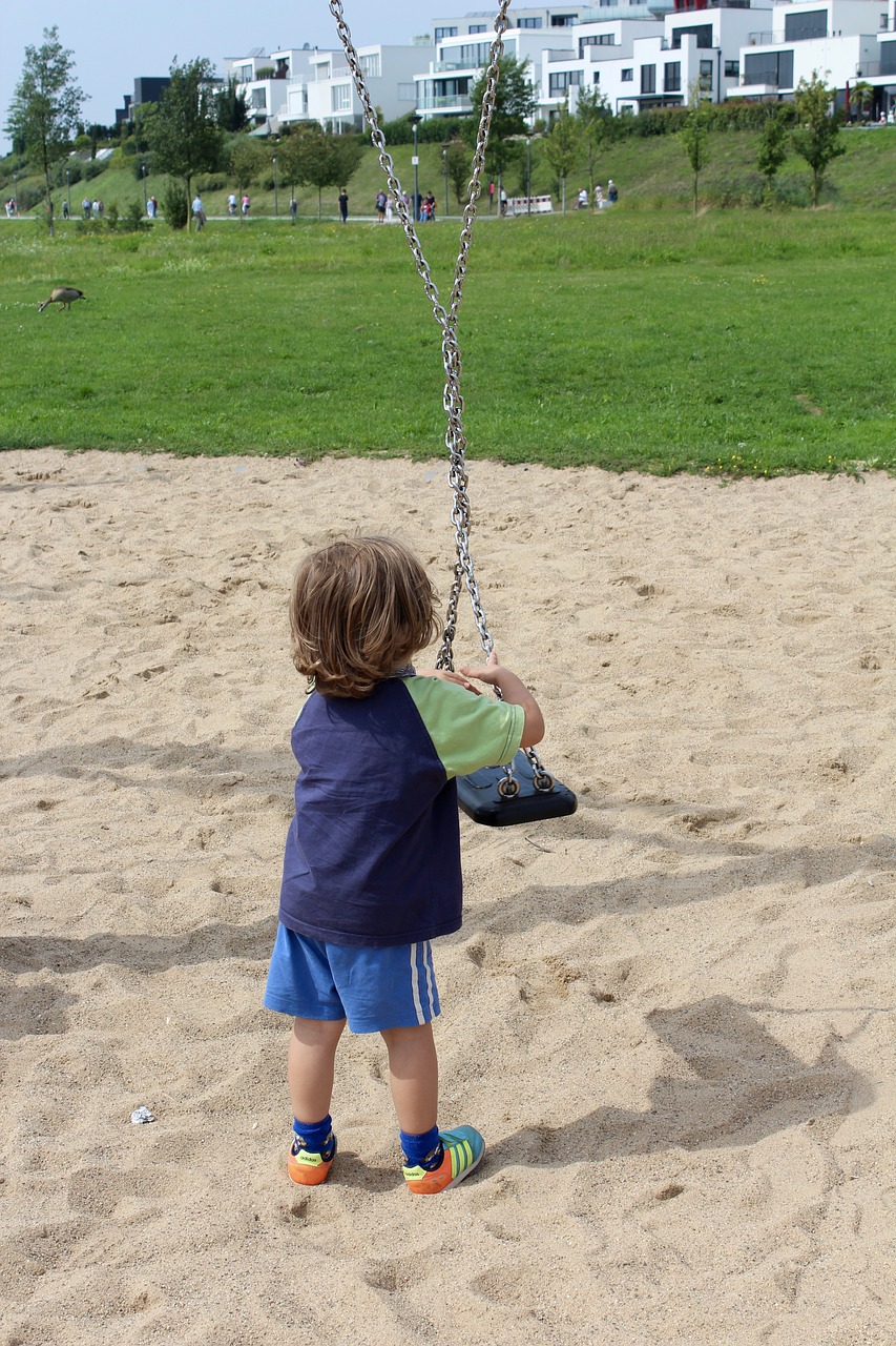 Image - child swing turn play playground