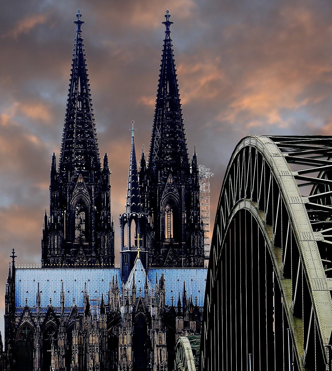 Image - cologne cathedral hohenzollern bridge