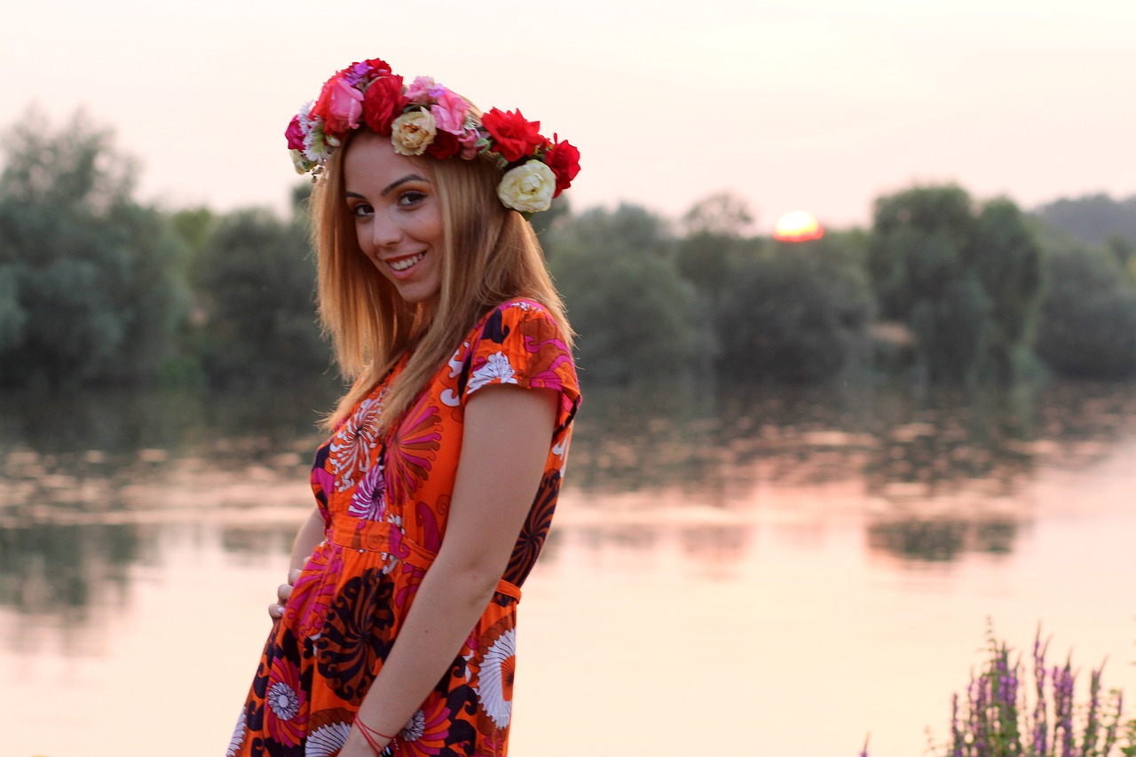 Image - girl sunset wreath lake water