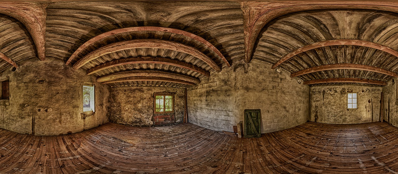 Image - attic loft panorama empty room