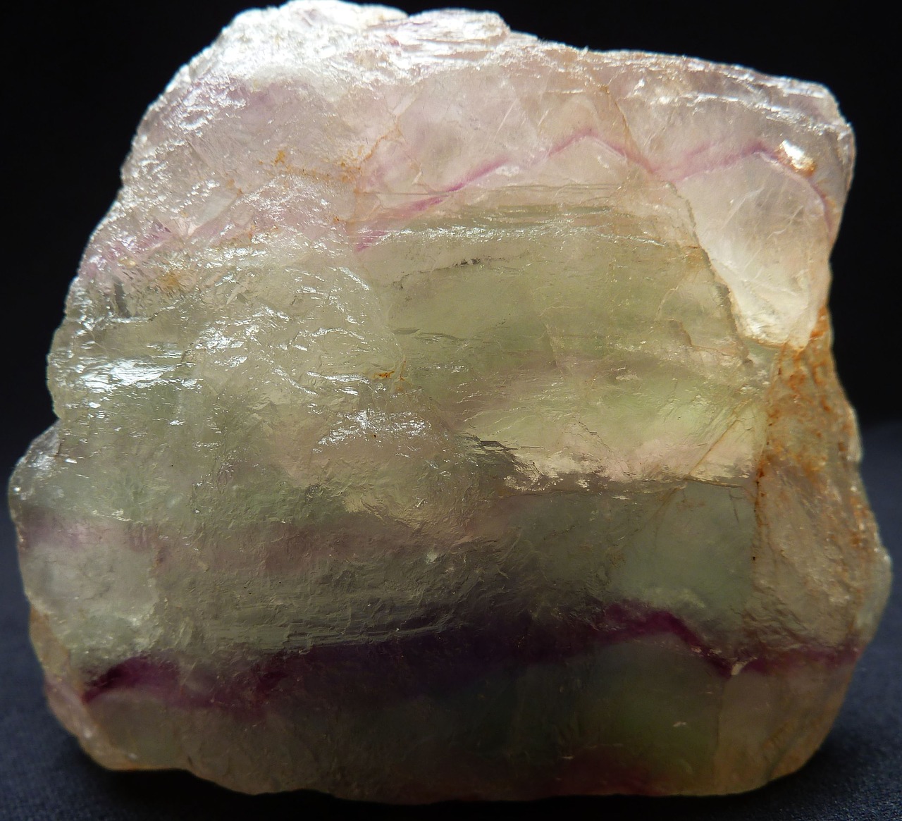 Image - fluorite fluorspar green violet