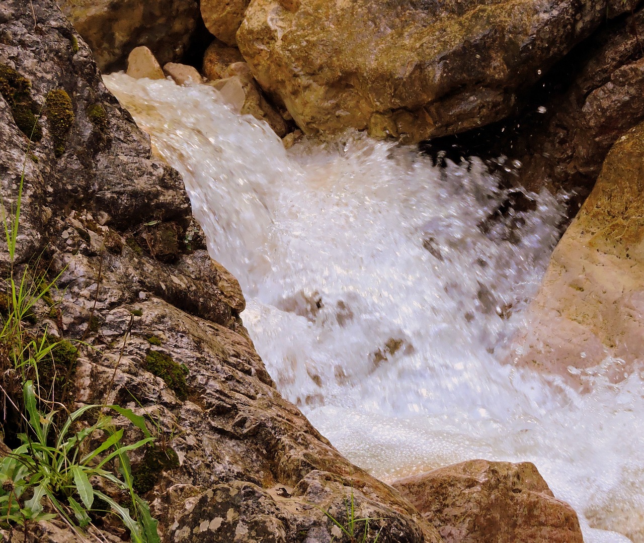 Image - waterfall water source torrent