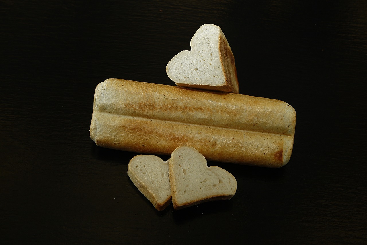 Image - heart bread bread baked baker