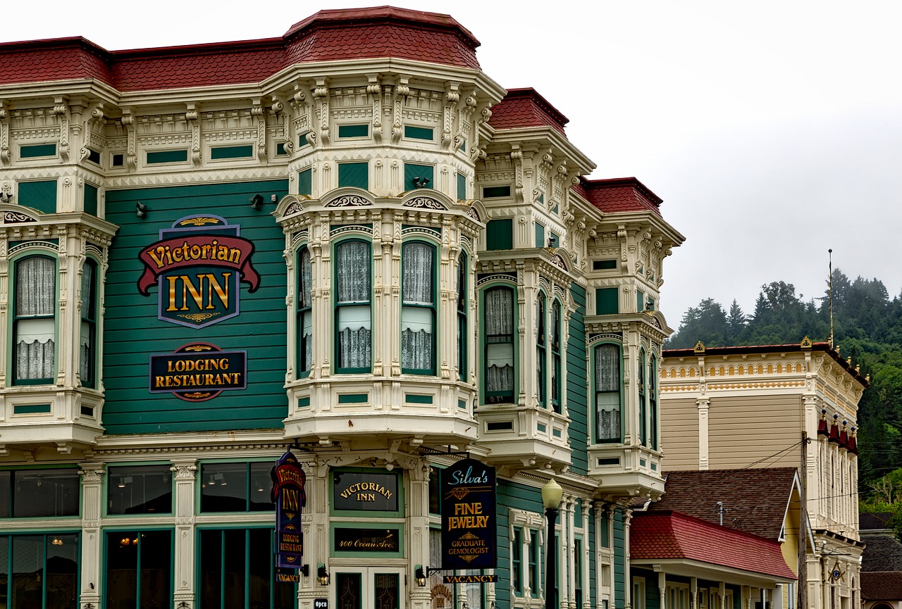 Image - victorian inn hotel lodging rooms