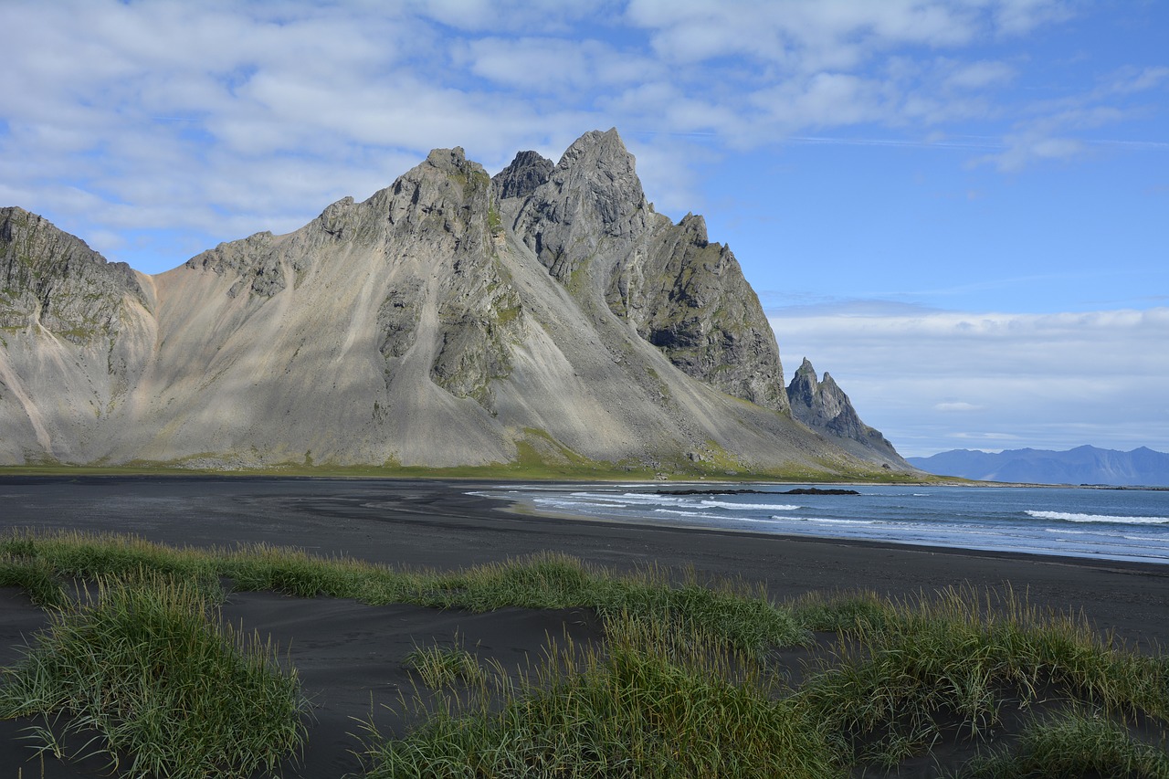 Image - vestrahorn mountain black beach